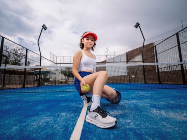 Comparatif chaussures de padel : adhérence et durabilité
