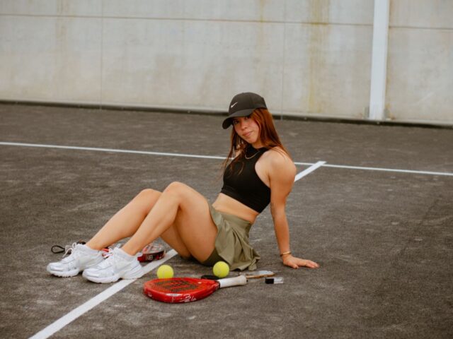 Dunlop ou KELME : quelle marque choisir pour padel