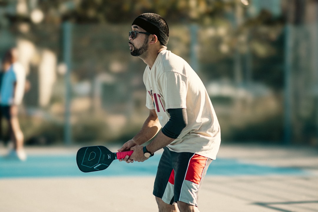 StarVie vs Dropshot : quelle pala pour joueurs techniques